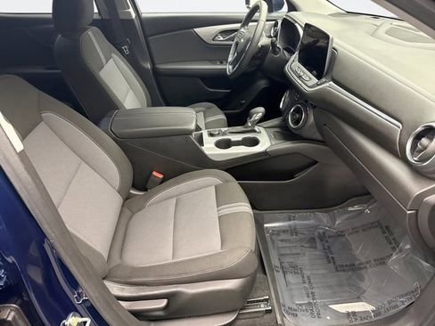 Used 2023 Chevrolet Blazer LT w/ Convenience Package image 17