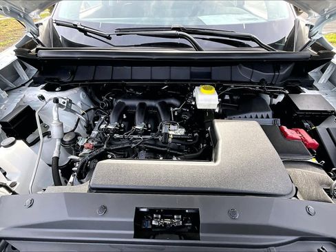 New 2026 Nissan Pathfinder SL image 16