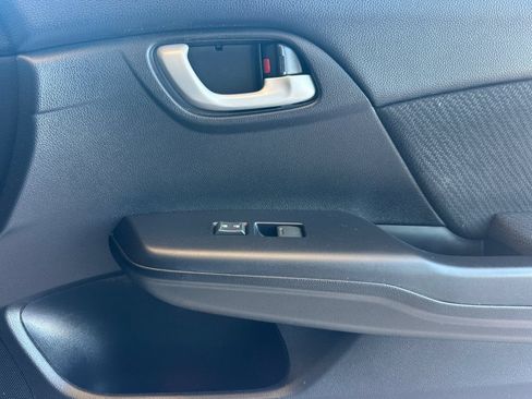Used 2013 Honda Civic LX image 18