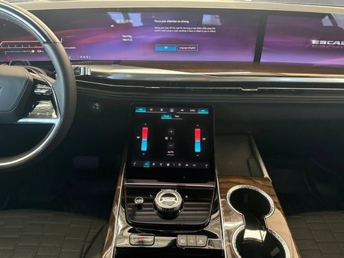 Certified 2025 Cadillac Escalade Sport Platinum w/ LPO, ONYX Package image 3