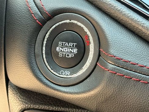 Used 2024 Dodge Durango GT RWD image 18