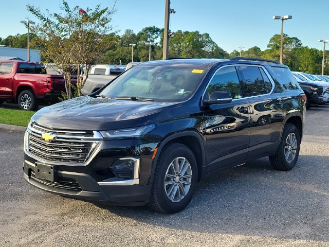 Certified 2023 Chevrolet Traverse LT w/ LPO, Floor Liner Package AWD/4WD image 2