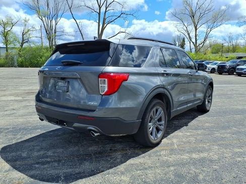 Used 2023 Ford Explorer XLT w/ Equipment Group 202A AWD/4WD image 5