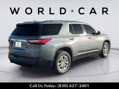 Used 2020 Chevrolet Traverse LT FWD image 5