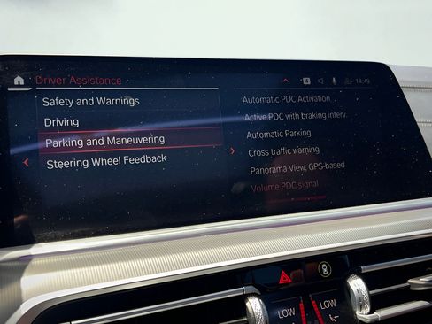 Used 2021 BMW X6 M50i AWD/4WD image 52