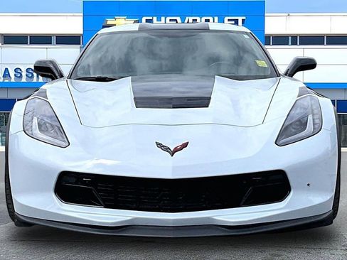 Used 2019 Chevrolet Corvette Grand Sport w/ Z07 Performance Package RWD image 17