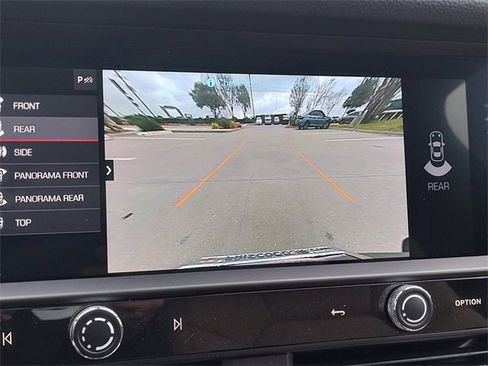 Used 2024 Porsche Macan image 18