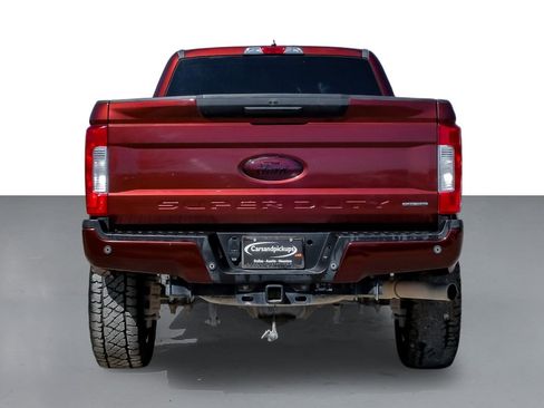 Used 2017 Ford F250 XLT AWD/4WD image 9