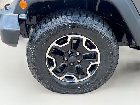 Used 2018 Jeep Wrangler Unlimited Sport AWD/4WD image 27