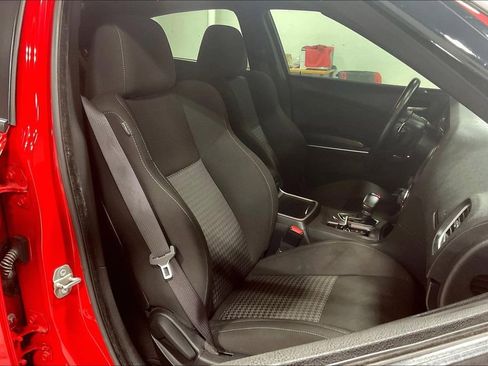 Used 2023 Dodge Charger R/T w/ Performance Handling Group RWD image 9
