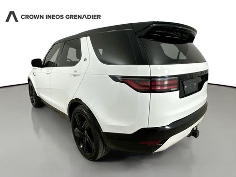 Used 2024 Land Rover Discovery Dynamic SE AWD/4WD image 7