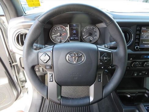 Used 2023 Toyota Tacoma TRD Sport image 19