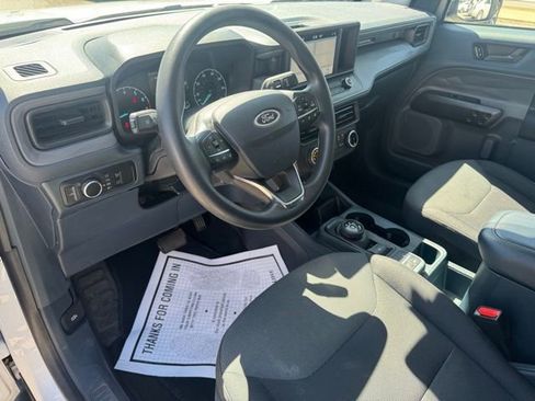 Used 2023 Ford Maverick XL image 13