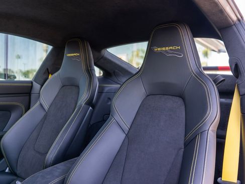 Used 2026 Porsche 911 GT3 RWD image 4
