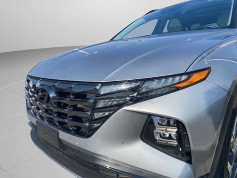 Used 2023 Hyundai Tucson Limited image 11