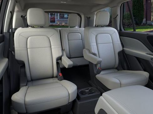 New 2026 Lincoln Aviator Reserve w/ Luxury Package image 11