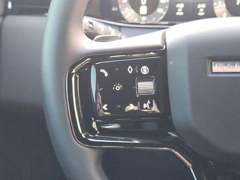 Certified 2025 Land Rover Range Rover Evoque Dynamic SE image 29