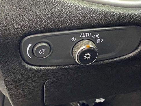 Used 2024 Chevrolet Malibu LT image 19