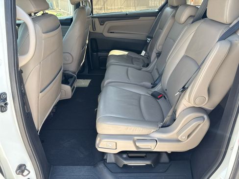Used 2018 Honda Odyssey Elite image 52