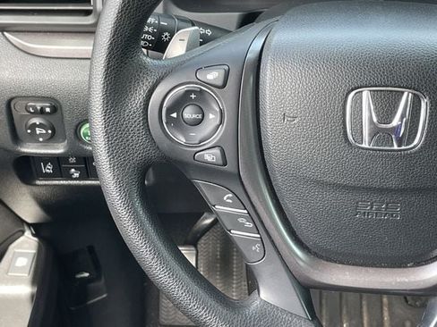 Used 2023 Honda Ridgeline Sport image 13