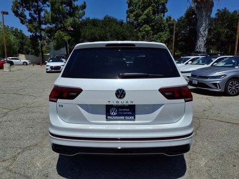 Certified 2023 Volkswagen Tiguan SE R-Line FWD image 24
