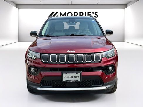 Used 2022 Jeep Compass Limited w/ Sun and Sound Group AWD/4WD image 2