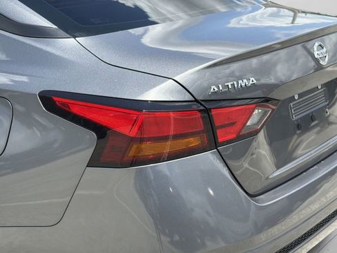 Used 2021 Nissan Altima 2.5 S FWD image 30