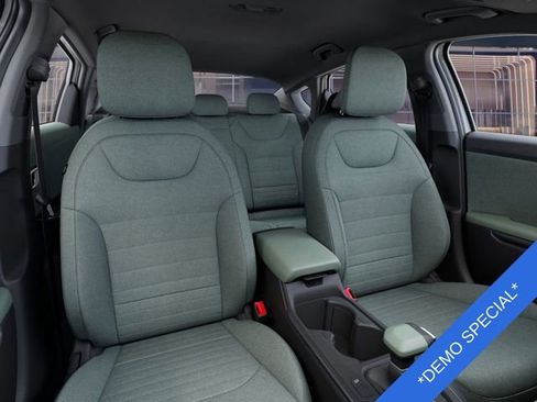 New 2025 Kia K4 EX image 15