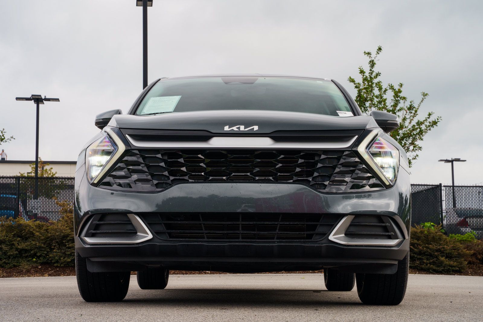 Used 2023 Kia Sportage EX FWD image 2