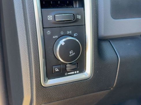 Used 2017 RAM 1500 Lone Star image 18