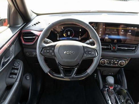 Used 2026 Chevrolet TrailBlazer RS w/ Convenience Package image 16