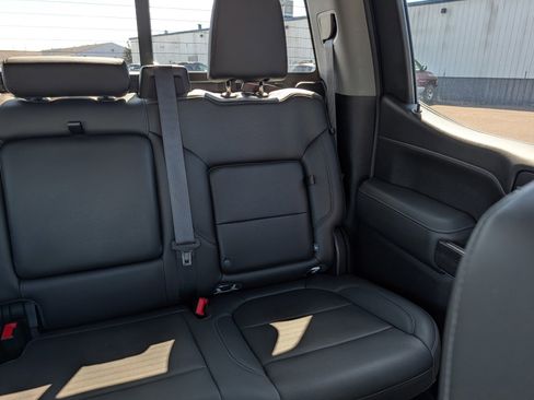 Used 2020 Chevrolet Silverado 1500 LTZ AWD/4WD image 14