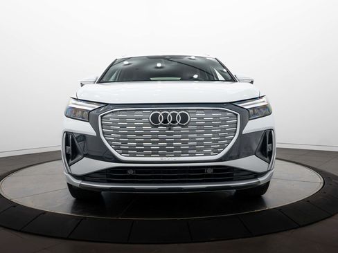 Certified 2023 Audi Q4 e-tron Premium Plus w/ Premium Plus AWD/4WD image 21