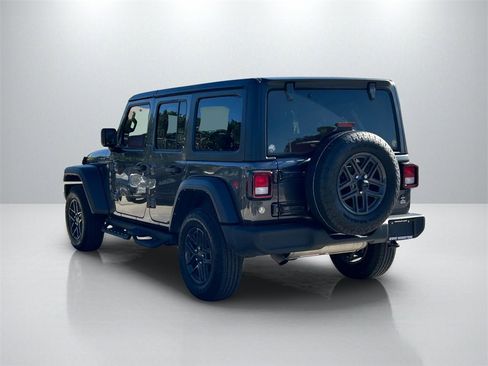 Used 2024 Jeep Wrangler Sport S image 7