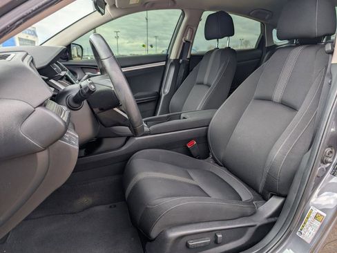 Used 2019 Honda Civic EX image 11