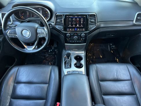 Used 2021 Jeep Grand Cherokee Limited image 12