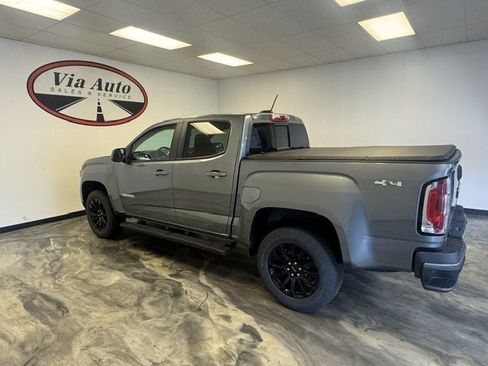 Used 2022 GMC Canyon Elevation w/ Elevation Premium Package AWD/4WD image 11