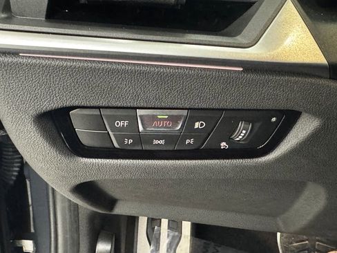 Used 2023 BMW 330i xDrive Sedan w/ M Sport Package image 26