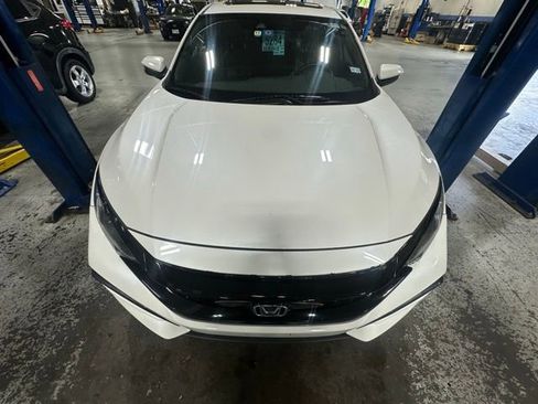 Used 2020 Honda Civic EX-L image 3