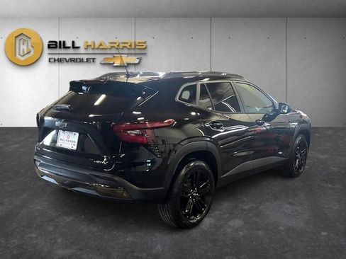 New 2026 Chevrolet Trax ACTIV w/ Driver Confidence Package FWD image 2