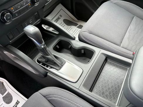 Used 2023 Nissan Frontier SV w/ Tow Package image 22