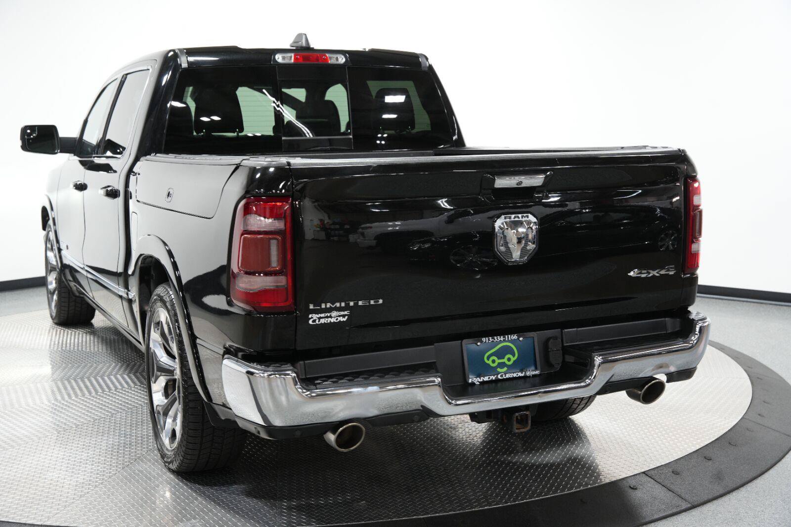 Used 2019 RAM 1500 Limited AWD/4WD image 9
