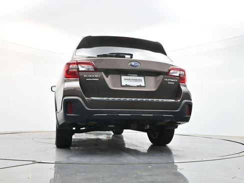 Used 2019 Subaru Outback 3.6R Limited w/ Popular Package #2 AWD/4WD image 37