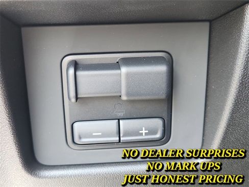 New 2025 Chevrolet Colorado Z71 w/ Z71 Convenience Package 2 image 18