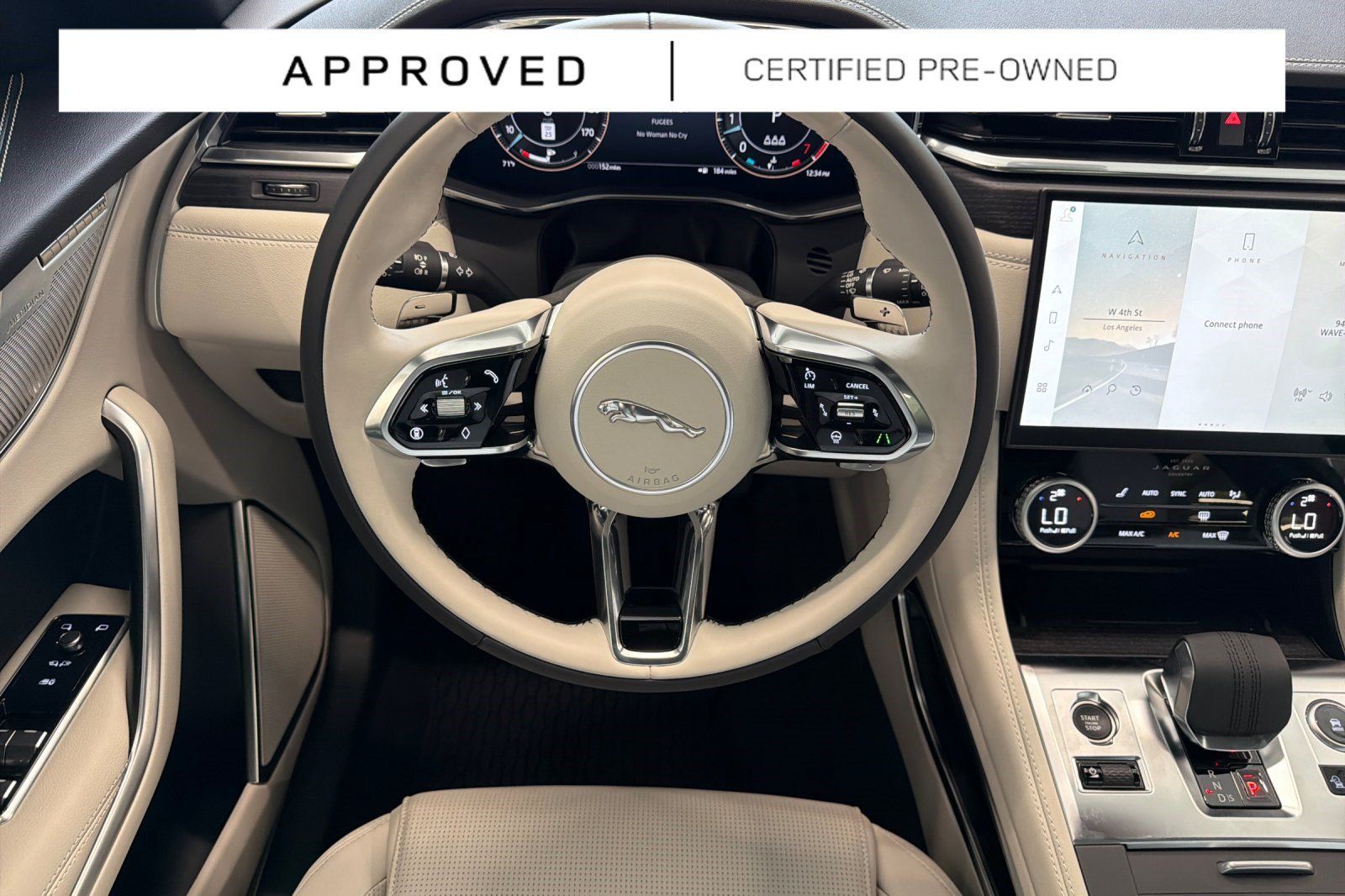 Used 2025 Jaguar F-PACE R-Dynamic S AWD/4WD image 27