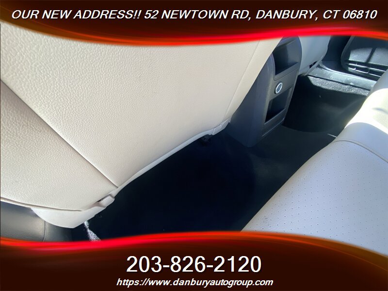 Used 2017 Volkswagen Jetta SE FWD image 28