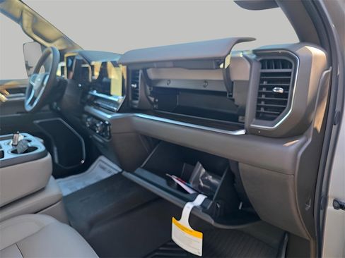 New 2026 Chevrolet Silverado 3500 LT w/ Texas Edition image 18