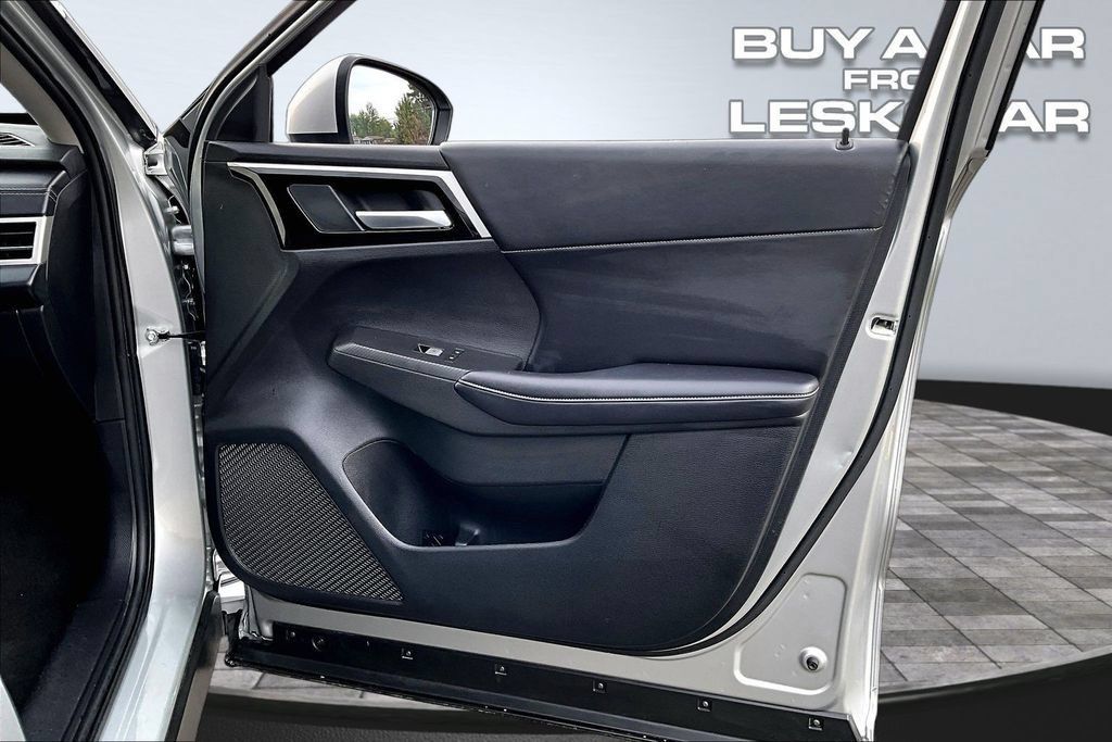Used 2024 Mitsubishi Outlander SE AWD/4WD image 23