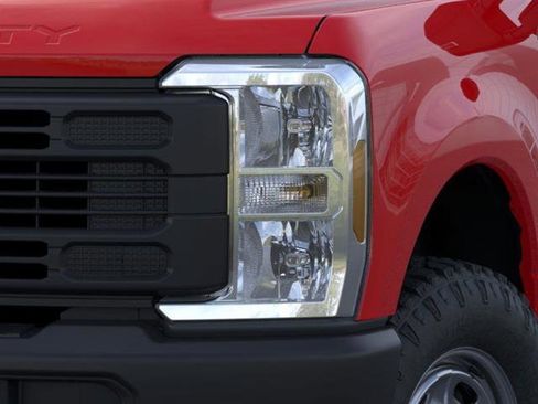 New 2026 Ford F250 XL w/ XL Off-Road Package image 18