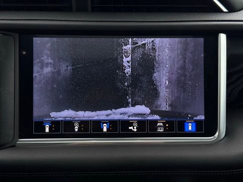 Used 2021 GMC Yukon Denali w/ Denali Ultimate Package image 44